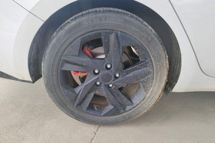 Used Hyundai Elantra 2022 1.5L CVT 20th Anniversary Edition Right Rear Wheel Hub