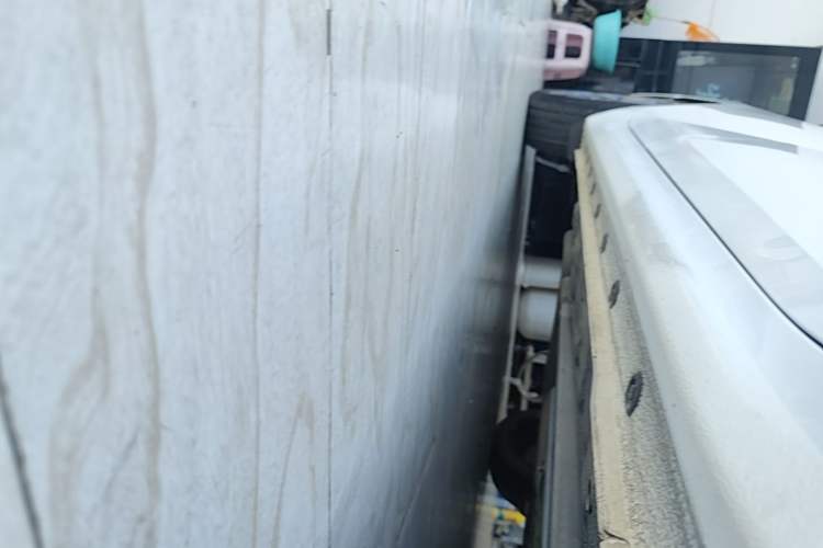 Used Hyundai Elantra 2022 1.5L CVT GLX Elite Edition Right Side Sill
