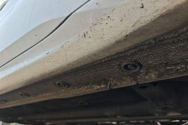 Used Hyundai Elantra 2022 1.5L CVT GLX Elite Edition Right Side Sill