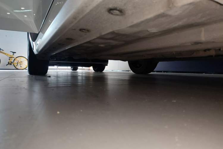 Used Hyundai Elantra 2022 1.5L CVT GLX Elite Edition Right Side Sill