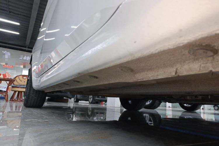 Used Hyundai Elantra 2022 1.5L CVT 20th Anniversary Edition Right Side Sill