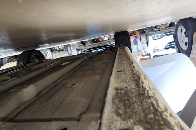 Used Hyundai Elantra 2022 1.5L CVT GLX Elite Edition Right Side Sill