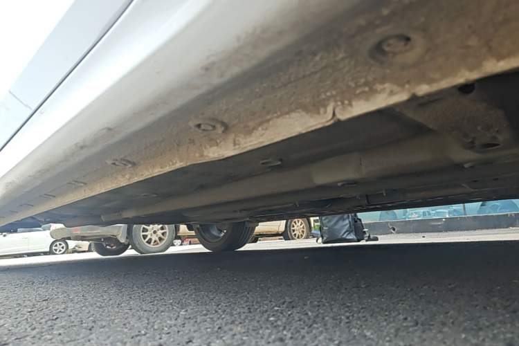 Used Hyundai Elantra 2022 1.5L CVT GLX Elite Edition Right Side Sill