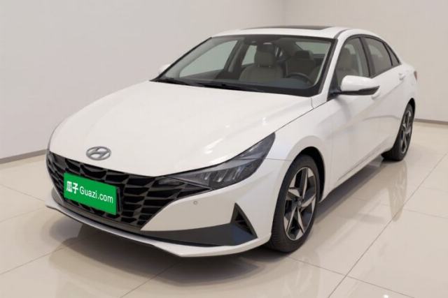 Used Hyundai Elantra 2022 1.5L CVT LUX Prestige Edition