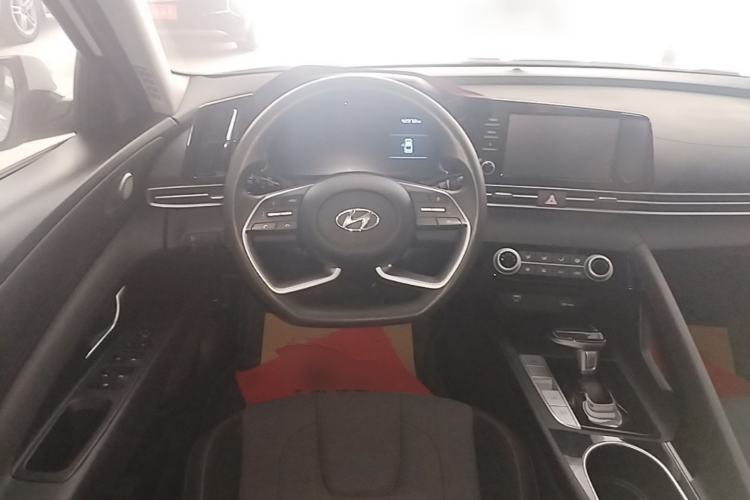 Used Hyundai Elantra 2022 1.5L CVT GLS Leading Edition Steering Wheel