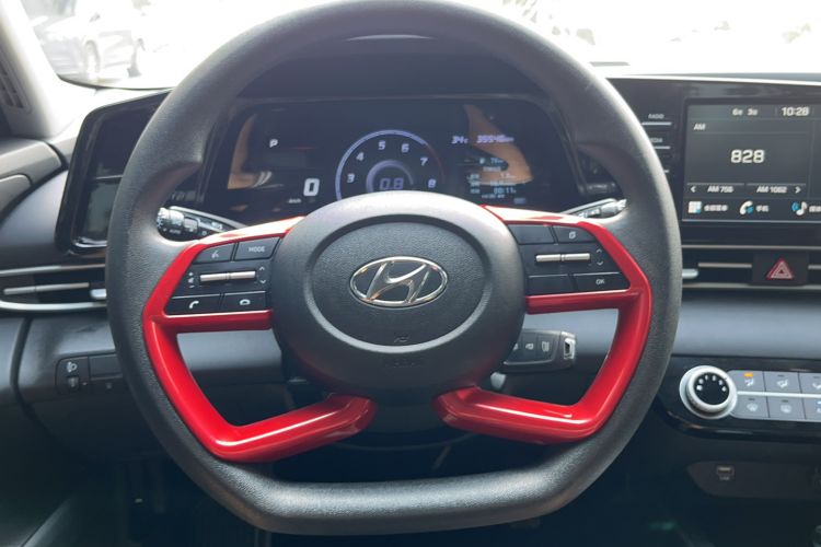 Used Hyundai Elantra 2022 1.5L CVT GLS Leading Edition Steering Wheel
