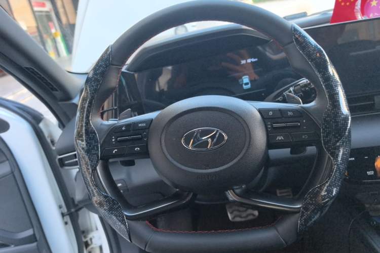 Used Hyundai Elantra 2022 240TGDi DCT TOP Flagship Edition Steering Wheel