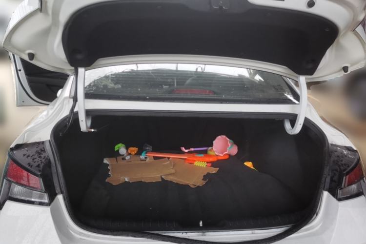 Used Hyundai Elantra 2022 1.5L CVT GLX Elite Edition Trunk