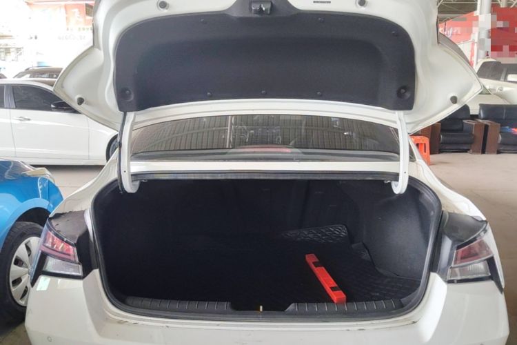 Used Hyundai Elantra 2022 1.5L CVT GLX Elite Edition Trunk