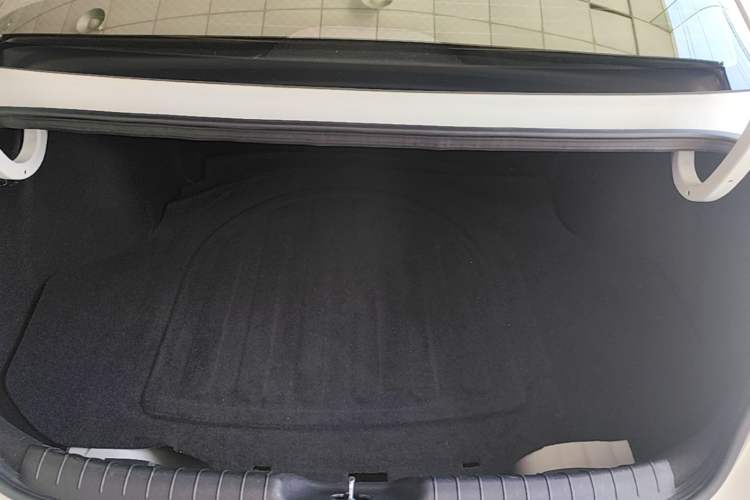 Used Hyundai Elantra 2022 1.5L CVT GLX Elite Edition Trunk