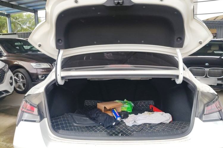 Used Hyundai Elantra 2022 1.5L CVT 20th Anniversary Edition Trunk