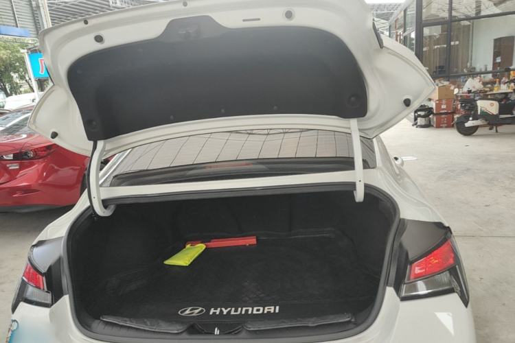 Used Hyundai Elantra 2022 1.5L CVT GLX Elite Edition Trunk