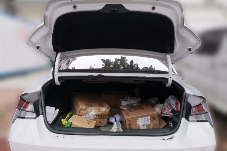 Used Hyundai Elantra 2022 1.5L CVT LUX Prestige Edition Trunk