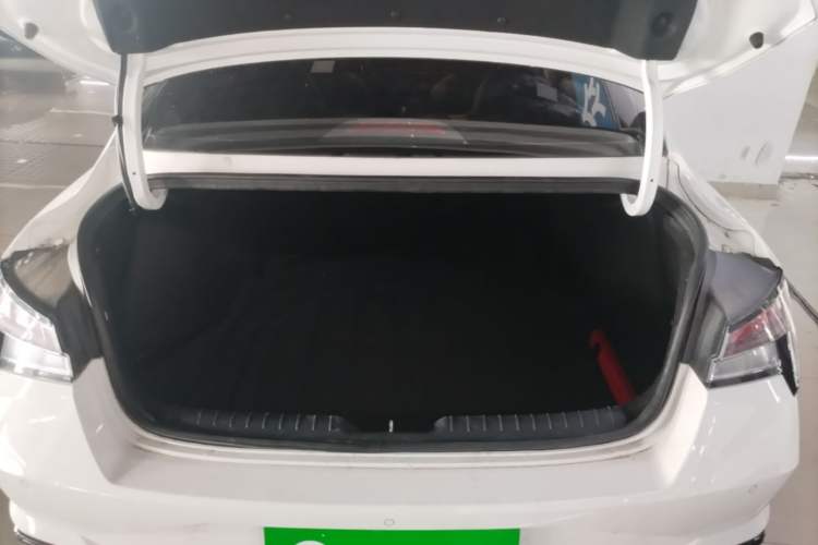 Used Hyundai Elantra 2022 1.5L CVT GLX Elite Edition Trunk
