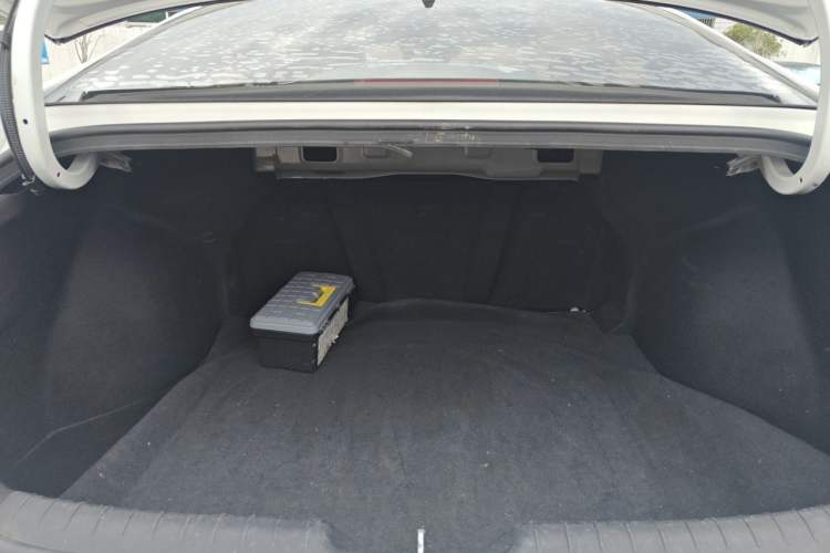 Used Hyundai Elantra 2022 1.5L CVT LUX Prestige Edition Trunk