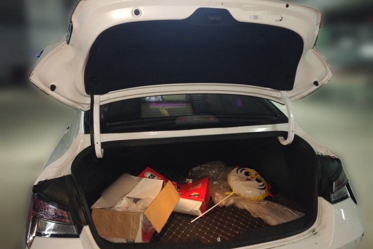Used Hyundai Elantra 2022 1.5L CVT LUX Prestige Edition Trunk