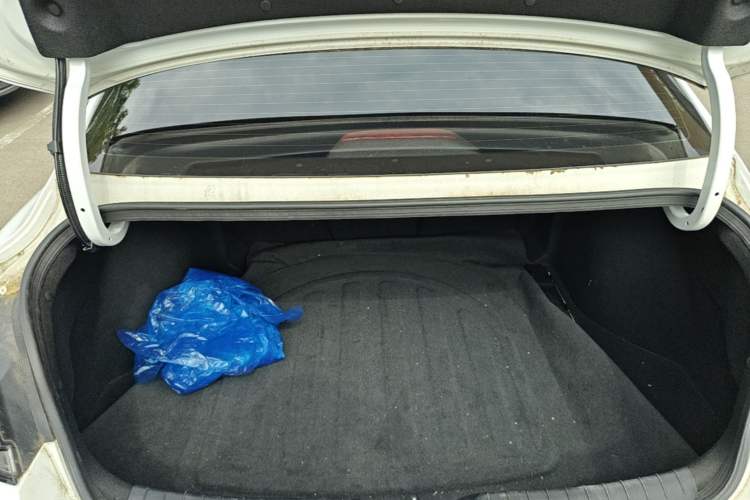 Used Hyundai Elantra 2022 1.5L CVT GLX Elite Edition Trunk