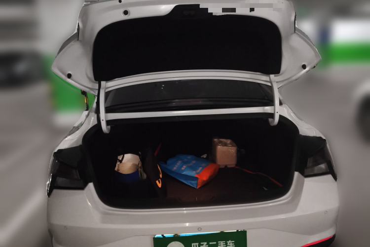 Used Hyundai Elantra 2022 1.5L CVT LUX Prestige Edition Trunk