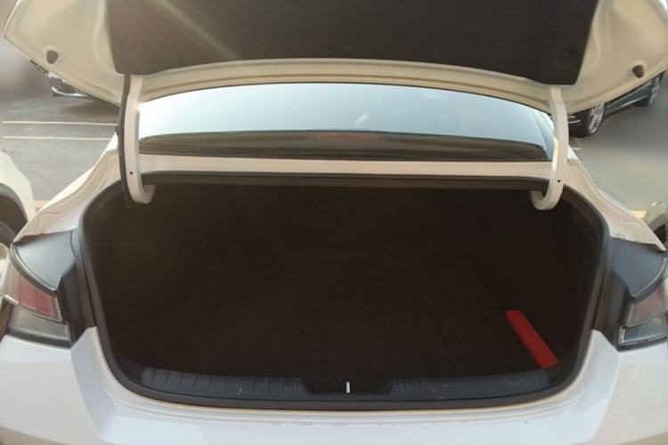 Used Hyundai Elantra 2022 1.5L CVT GLX Elite Edition Trunk