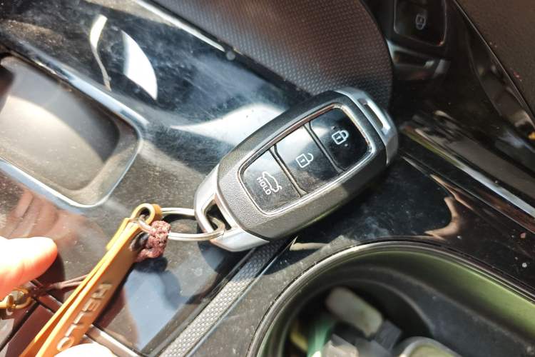 Used Hyundai Elantra 2022 240TGDi DCT LUX Prestige Edition Vehicle Key