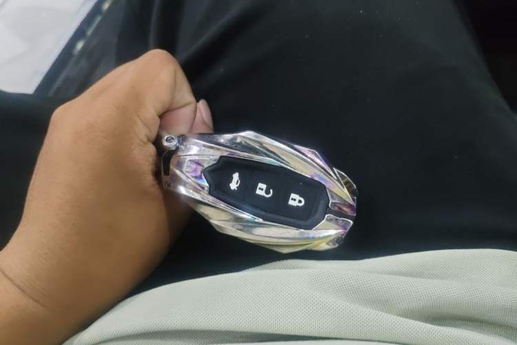 Used Hyundai Elantra 2022 1.5L CVT GLX Elite Edition Vehicle Key