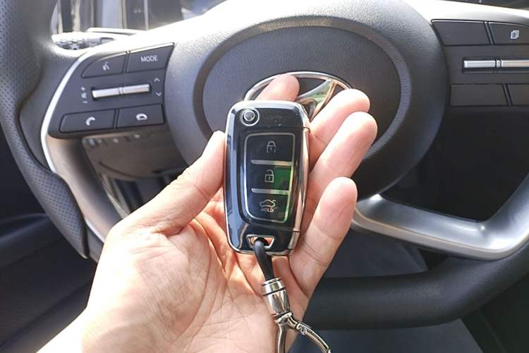 Used Hyundai Elantra 2022 1.5L CVT GLS Leading Edition Vehicle Key