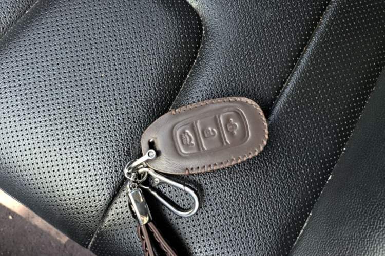 Used Hyundai Elantra 2022 1.5L CVT GLX Elite Edition Vehicle Key