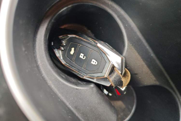Used Hyundai Elantra 2022 1.5L CVT LUX Prestige Edition Vehicle Key