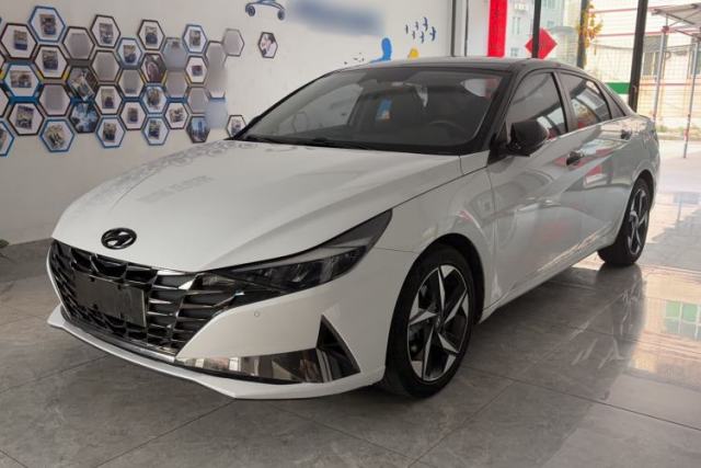 Used Hyundai Elantra 2022 1.5L CVT LUX Prestige Edition