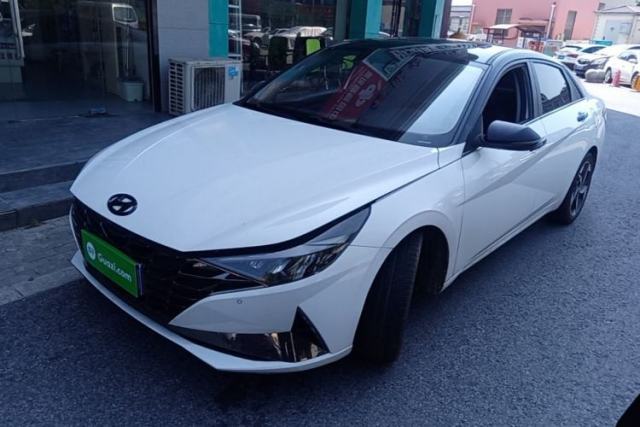 Used Hyundai Elantra 2022 1.5L CVT LUX Prestige Edition