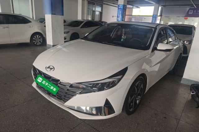 Used Hyundai Elantra 2022 1.5L CVT LUX Prestige Edition