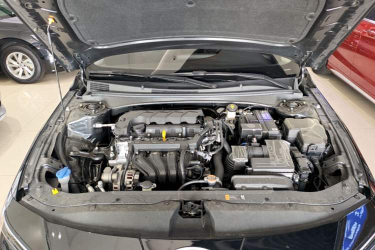 Used Hyundai Elantra 2023 1.5L CVT GLX Elite Edition Engine Bay