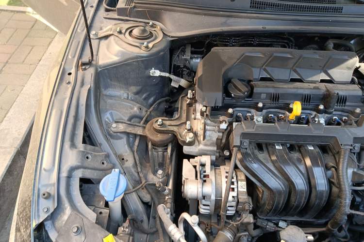 Used Hyundai Elantra 2023 1.5L CVT GLX Elite Edition Engine Bay Right