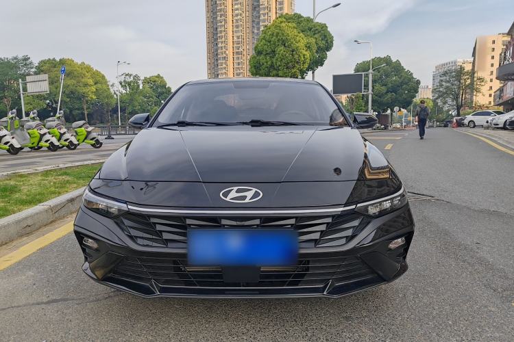 Used Hyundai Elantra 2023 1.5L CVT GLX Elite Edition Exterior 6