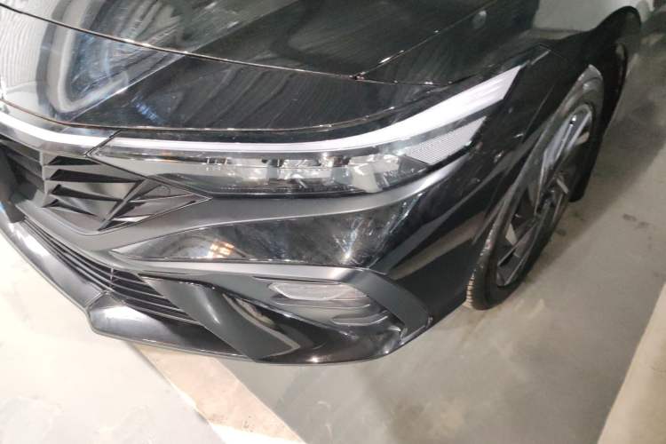 Used Hyundai Elantra 2023 1.5L CVT GLX Elite Edition Left Front Headlight