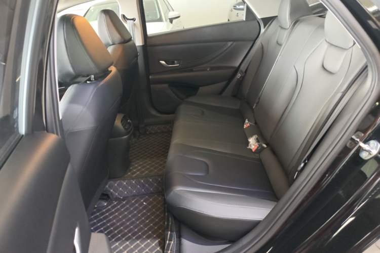 Used Hyundai Elantra 2023 1.5L CVT GLX Elite Edition Left Rear Seat