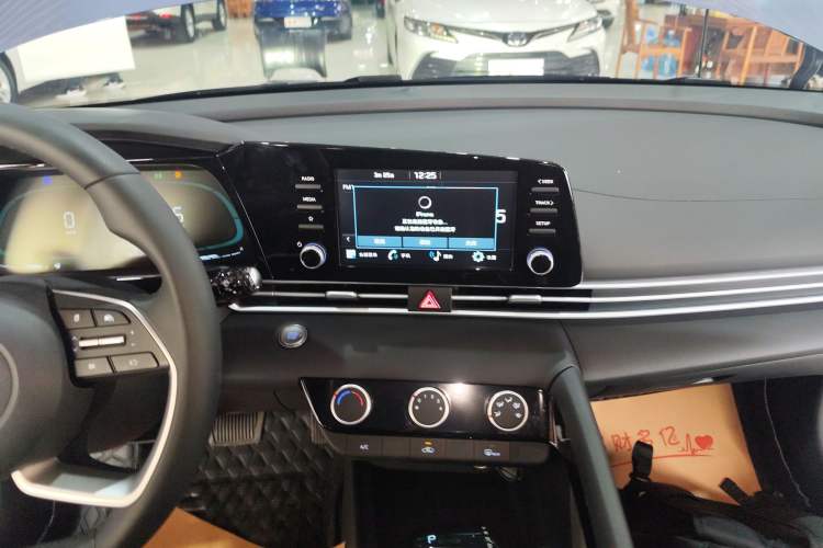Used Hyundai Elantra 2023 1.5L CVT GLX Elite Edition Audio And AC Panel