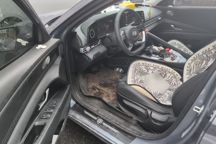 Used Hyundai Elantra 2023 1.5L CVT GLX Elite Edition Driver Seat