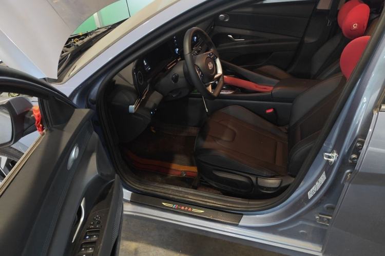 Used Hyundai Elantra 2023 1.5L CVT GLX Elite Edition Driver Seat