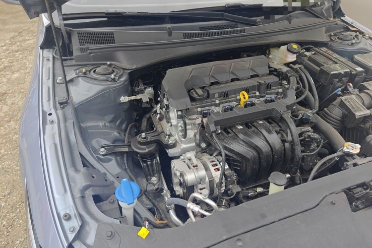 Used Hyundai Elantra 2023 1.5L CVT GLX Elite Edition Engine Bay Right