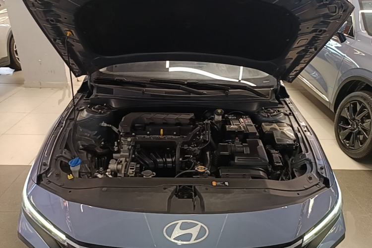 Used Hyundai Elantra 2023 1.5L CVT GLX Elite Edition Engine Bay