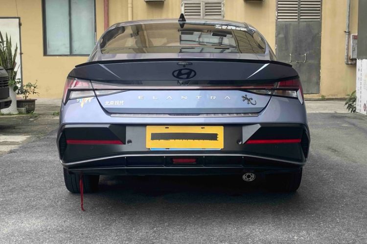 Used Hyundai Elantra 2023 1.5L CVT LUX Prestige Edition Exterior 1