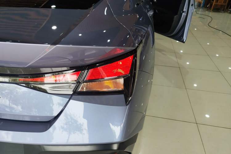 Used Hyundai Elantra 2023 1.5L CVT GLX Elite Edition Exterior 3