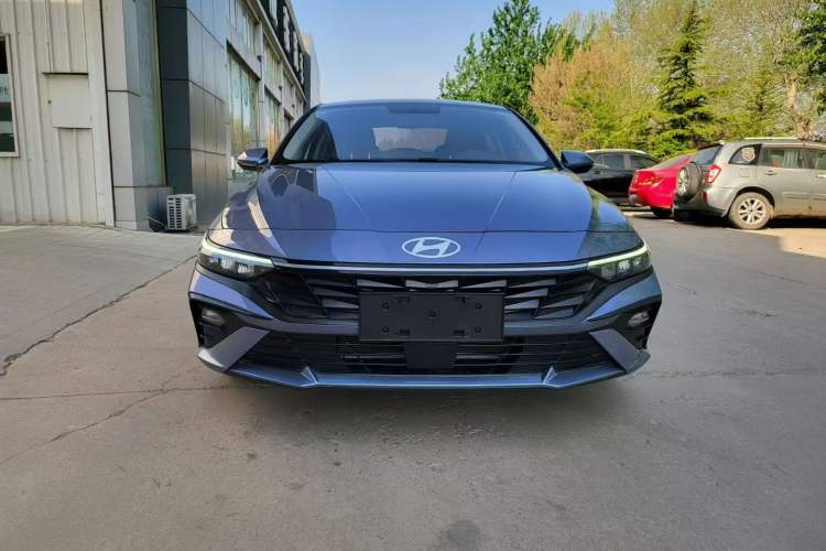 Used Hyundai Elantra 2023 1.5L CVT GLX Elite Edition Exterior 4