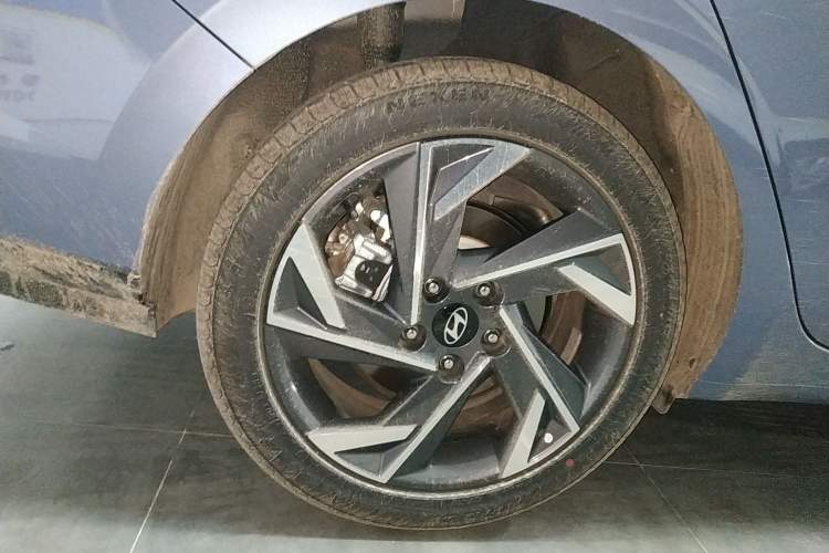 Used Hyundai Elantra 2023 1.5L CVT GLX Elite Edition Exterior 8