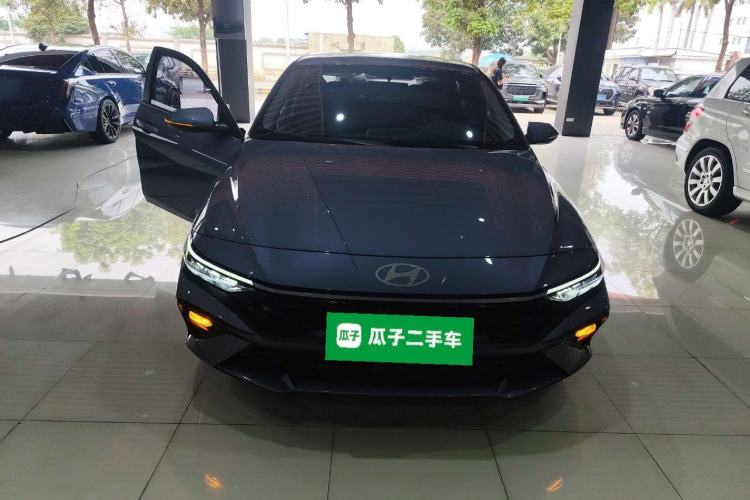 Used Hyundai Elantra 2023 1.5L CVT GLX Elite Edition Front