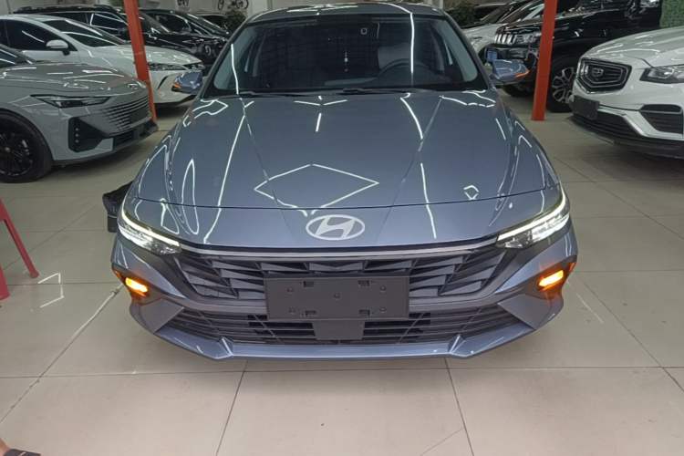 Used Hyundai Elantra 2023 1.5L CVT GLX Elite Edition Front