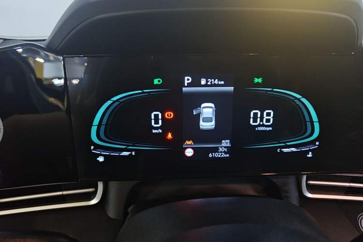 Used Hyundai Elantra 2023 1.5L CVT LUX Prestige Edition Instrument Cluster