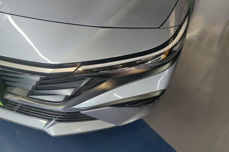 Used Hyundai Elantra 2023 1.5L CVT LUX Prestige Edition Left Front Headlight