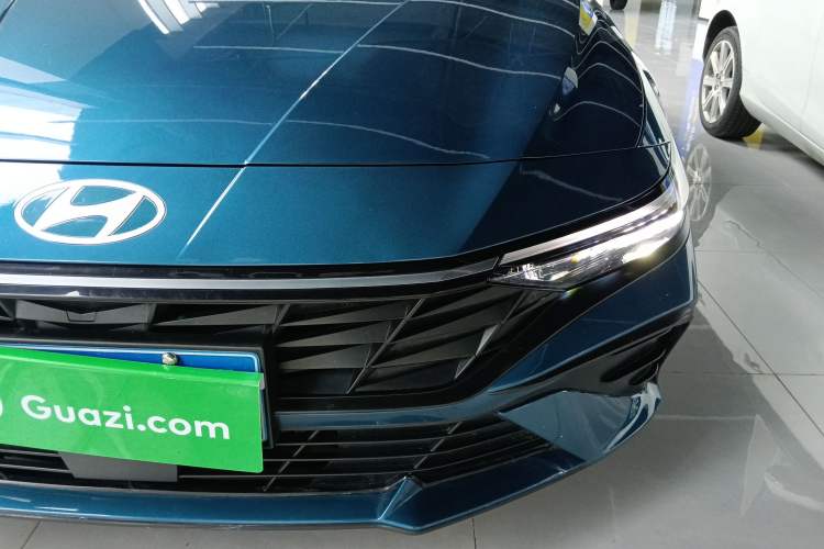 Used Hyundai Elantra 2023 1.5L CVT LUX Prestige Edition Left Front Headlight